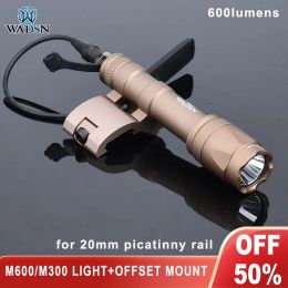 Scopes Wadsn Airsoft M600C Lampe de poche SF M300A Tactical Scout Light Offset Mount pour Picatinny Rail Base AR15 Rifle Hunting Armeding