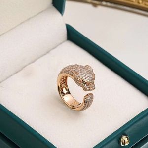 vis Carter Anneaux Nail Leopard Head Diamond Ring incrusté avec des éléments d'animaux Léchonge léger conception ouverte pour hommes Femmes P0k6