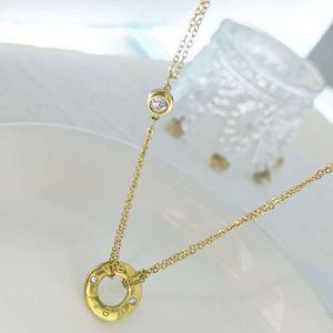 Collares de gargantillas de tornillo Joyas Carter Fashion Doble cadena redonda Diamante Titanium Collar de acero Fashion Light Luxury Versátil