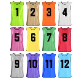 Entraînement de mêlée gilet 12 Jerseys de sports Pack Team Sports pour les dossiers de football pour les jeunes adultes Pratique complémentaire 240402