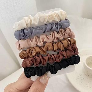 Scrunchie Hairbands Hair Tie voor haaraccessoires Satijnen scrunchies rekken paardenstaarthouder handgemaakte cadeau heandband B0529A05