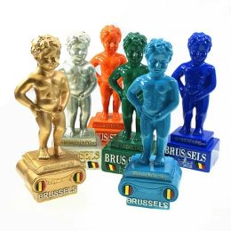 Sculptures peintes à la main pour enfants pipi à Bruxelles, Belgique Statue créative en résine artisanat tourisme souvenirs cadeaux collection décoration de la maison