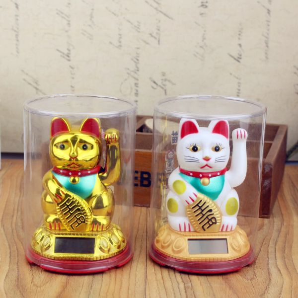 Esculturas Energía solar japonesa Adornos de apretón de manos Gato de la suerte adornos de escritorio para el hogar regalos Maneki neko