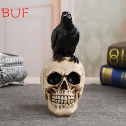 Esculturas Escultura mística para la casa oscura: decoración del cráneo de cuervo para traer el encanto gótico de la estatua de resina única.