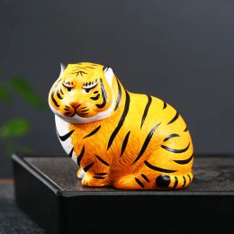Sculptures Nouveau produit en céramique mignon petit tigre changement de couleur thé décoration pour animaux de compagnie tigre du zodiaque table de thé créative décoration chanceuse