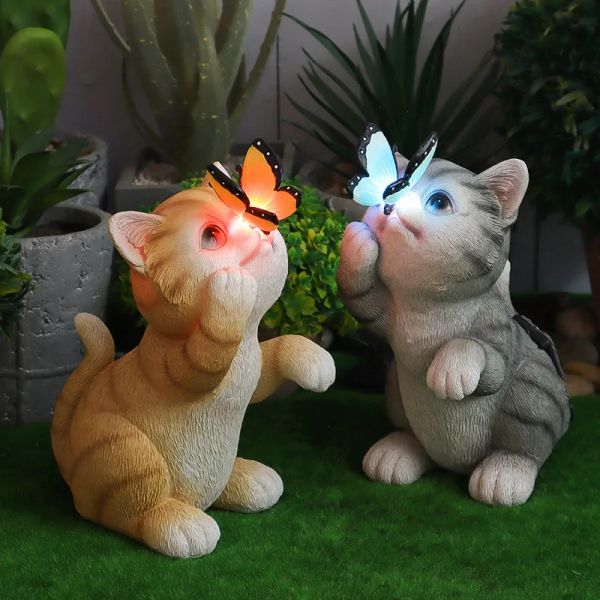 Esculturas Resina Estatua de luz de la noche de animales solares LED LED Cat Butterfly Garden Sculpture Fairy Tale Muñecas Figurina