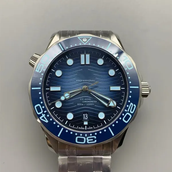 Sea Master Diver Summer Blue 210.30.42.20.03.003 AAAAA 5A Qualité 1: 1 Superclone VSF Montres d'usine 42 mm Mouvement mécanique automatique 8800 avec boîte cadeau VS