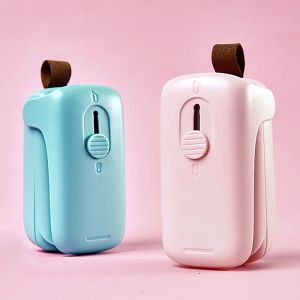 Scellants USB Charges d'étanchéité Machine à main Pression portable Mini chauffage en plastique Machine d'emballage en plastique Dispositif d'étanchéité des aliments à vide à vide