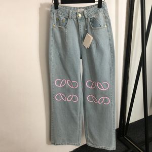 Pantalon de jean des femmes de créat