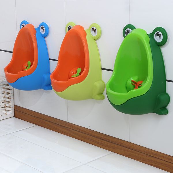 Fundas de asiento Baby Boy Potty Training Seat Frog Olla para niños Urinario montado en la pared para niños Inodoros portátiles Tubería de agua conectable 230227