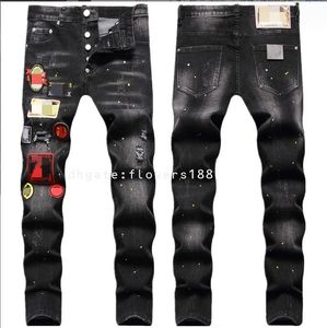 Deuxième jean de la mode Men de la Square Rouge Américain européen Ripped Multi Badge Brodemery peint Black Stretch Slim Ligne droite des jambes