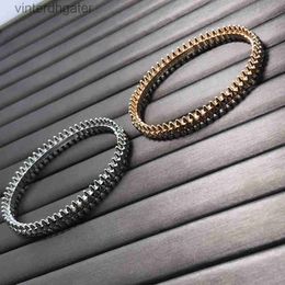 Seiko Original Kartiere Bracelets Women Counter Style Style Fashion Nail Bracelet v Gold High Edition Bullet Head Pareja popular