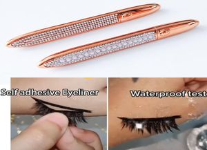 Zelfklevende lijm eyeliner wimperlijm pen zwarte eyeliner 2 in 1 waterdichte langdurige eyeliner potlood8435375