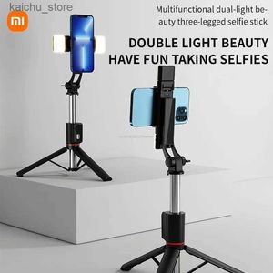 Selfie monopodes 1.3m Stick Stick Portable Télescopic Pole Wireless Bluetooth Tripod Stand avec télécommande pour Huawei iPhone Y240418