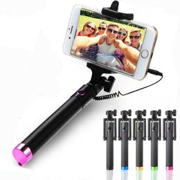 Selfie Monopods 2019 New Fashion Universal Portable Selfie Stick adapté aux smartphones Sticks de selfies câblés iPhone 6 / 6S S2452901