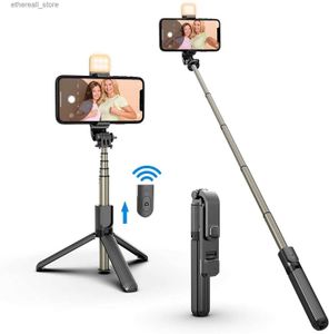 Selfie Monopods Mini trépied pliable avec lumière de remplissage 360 support de téléphone rotatif sans fil selfie bâton obturateur contrôle Rrmote pour IOS Android Q231110