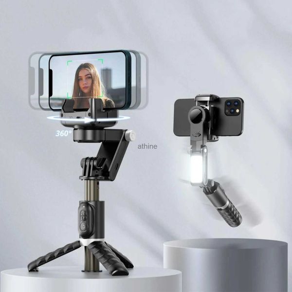 Selfie Monopods Q18 Trípode/palo Selfie de escritorio con lámpara de luz de relleno Trípode de seguimiento inteligente Estabilizador de cardán para 14 13 12 YQ240110