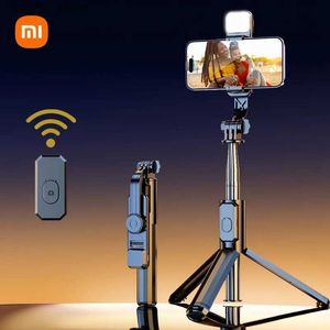 Selfie monopods intrekbare selfie stick statief met Bluetooth -afstandsbediening en vul licht voor reisopname videofoto's live vlog y240418