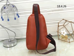 Vends 2023 Cuir Hommes Messenger Sacs Casual Crossbody Mode femmes Sac à main hommes poitrine sacsa Homme Épaule Baga Brown Designer sac Cross Body