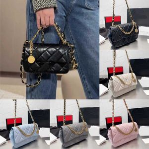 VENDER CC Cadena de monedas Bolso de diseñador Mujer Lencería Cuadrado Crossbody Bolsos Clásico X Carta Luxurys Bolso Cuero Cadena de oro Bolso de hombro Monedero 230615