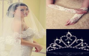 Venta de 2014 3 piezas de encaje de encaje con velo de boda con guantes de la corona 9390509