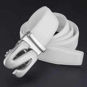 Vendre une ceinture de mode de créateurs pour hommes de luxe de haute qualité avec un pendentif de courroie classique occasionnel large blanc pour hommes en 2024 240507