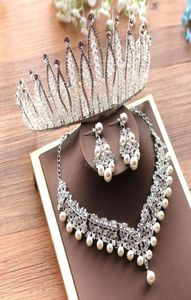 vente haut de gamme mariée mariage couronne collier boucles d'oreilles trois pièces designer cristal blanc exquis artisanat fête d'anniversaire grand 8893442
