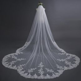 Vente de luxe Image réelle voiles de mariage trois mètres de long voiles dentelle appliques cristaux longueur cathédrale pas cher voile de mariée 174N