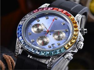 Verkopen van Men039s Luxury Brand Watches Diamonds Bekijk meerdere tijdzone werk kwarts Men Casual polshorloges Rubber Strap7188245