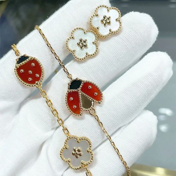Vendre du bracelet en or rose pour femmes Lucky Flower Spring Ladybug Fashion Luxury Brand Bijoux Set Gift 231221