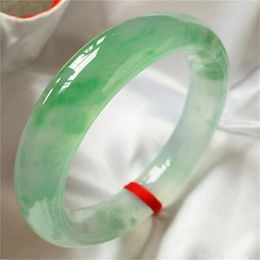 Verzend certificaat Pure Myanmar Jade A-klasse - Ice Light Green Armband Elegante Prinses Armband Beste Gift LJ201020