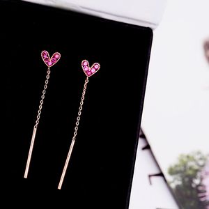 Senior Designer Rose rouge amour boucles d'oreilles tempérament féminin Corée gland fille net célébrité longue personnalité boucles d'oreilles simples dames exquises boucles d'oreilles bijouxAAc