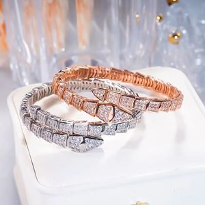 Bague de luxe de luxe pour femmes, bague complète en diamant, bracelet en forme de serpent, bague en or rose et argent, bijoux exquis, cadeaux d'anniversaire et de Noël pour couple, 667