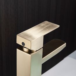 Robinet de bassin de salle de bain Senlesen Pont monté brossé brossé doré / mat