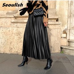 Seoulish automne hiver Faux cuir PU plissé jupes longues pour femmes taille haute all-match parapluie Chic femme 220317