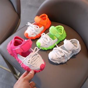 Sepatu Kasual Bayi Perempuan Lakilaki Balita Musim Panas Zapatillas Siswa Bersirkulasi Jaring Olahraga Anakanak Sandalia 220611