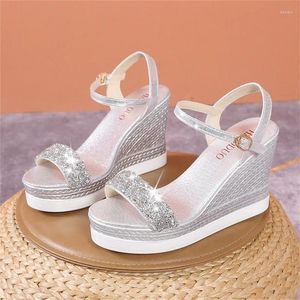 Sandales respirantes à paillettes pour femmes, élégantes, talon compensé, grande taille, extérieur, Streetwear, chaussures d'intérieur et d'extérieur