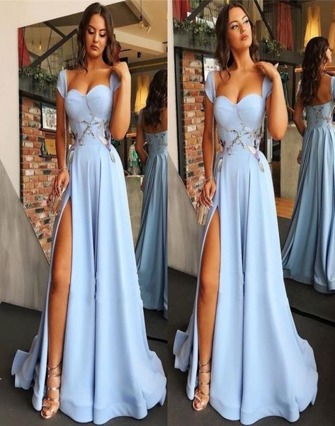 Mangas de tapa de lentejuelas Open Back Back Light Sky Blue Formal Prom Vestidos 2019 Sexy Side Slit Apliques Vestidos nocturnos Vestido de dama de honor CARACE7091201