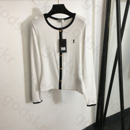Camisa básica de punto con bordado de lentejuelas para mujer, cárdigan de punto con botones de Metal finos y holgados, blusa informal de diseñador a la moda