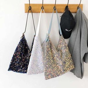 Sac à épaule à paillettes sous les bras brillants et élégants Femmes à la mode S élégant sac de loisirs de grande capacité 240403