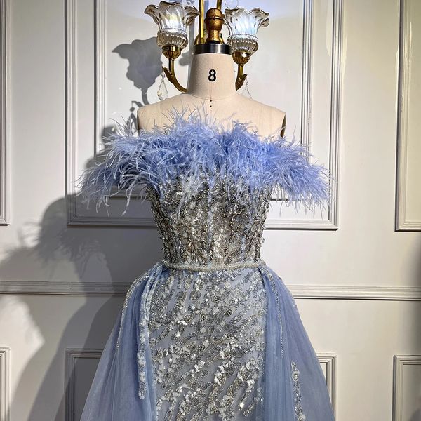 Serene Hill Blue Diamond Feather Mermaid elegante con sobrefalda vestidos de noche vestidos 2024 para mujer fiesta de boda LA72061 240313