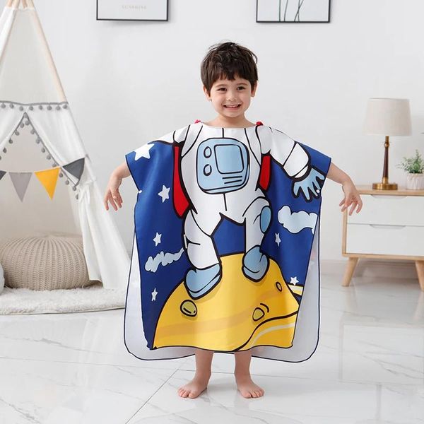 Set 210 ans 2022 Nouveau Cap pour enfants Plage Piscine Garçon Spaceman Cape Imprimer Maillot de bain Bébé Cape Garçons Filles Robe Cape Été