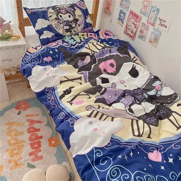 Set Anime Series Kuromi Cartoon Coup de couverture couvercle d'oreiller couverture de courtepointe de couette ensemble d'enfants Cadeau d'anniversaire Decoration Home Counter pour couverture transparente Curtains