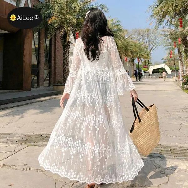 Set Bohemian White Beach Cover Up Maignons de maillots de bain Sarong Lace Kimono Sexy Transparent long Cardigan Saida de Praia