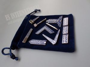 Ensemble de 9 insignes d'outils de travail maçonniques bleus différents avec sac en velours Mason Franc-maçon Miniature Cadeaux de franc-maçon 201125