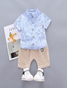 Set Summer Cotton recién nacidos Bebé Baby Beling 2 PCS cubierto de crisantemo camisa traje de ropa para niños para 02year3100297