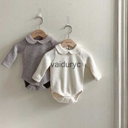 Sets 2023 NUEVO Spring Baby Manga larga Bodysuit de algodón Lapa de algodón Topas Sólidas recién nacidas para niña