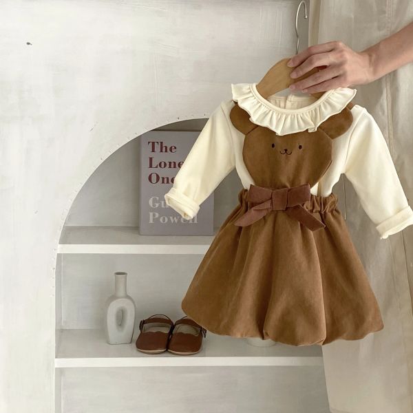 Ensemble 7318 Ensemble de vêtements pour bébé 2023 Automne Infant Girl Suit Fungus Lotus Leaf Collar Fotting Shirt + Bear Strap Lantern Jupe