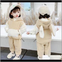 Sets Babykleding Baby Kinderen Moederschap Drop Levering 2021 Childrens Pak Herfst Winter Mode Twee stukken Konijnen Oor Kasjmier Verdikt SE