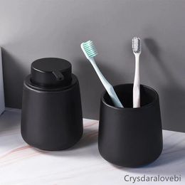 Ensembles d'accessoires de salle de bain, distributeur de savon noir, tasse de brosse à dents en céramique, bouteille de shampoing désinfectant pour les mains, bouteille de liquide de douche noire